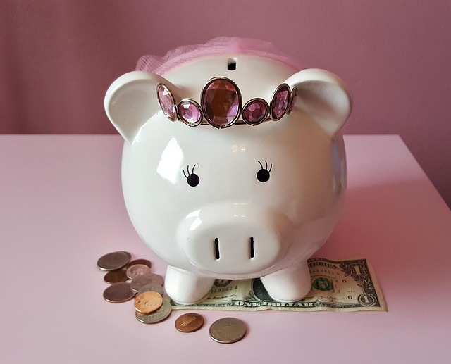 bank-640x480-31709539.jpeg