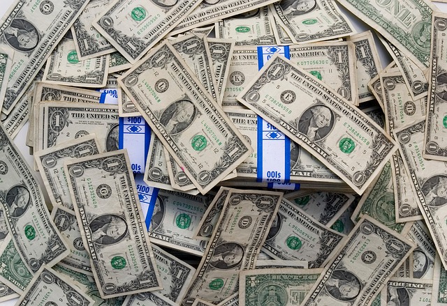 Texas Title Loan vs Personal Loan: Deciding Which Is Best For You