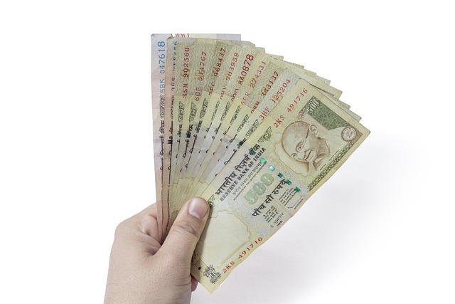 loan-640x480-70915887.jpeg