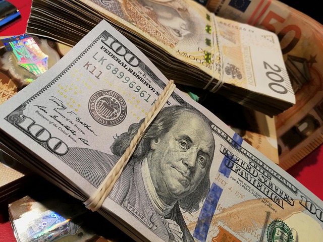 loan-640x480-79440029.jpeg