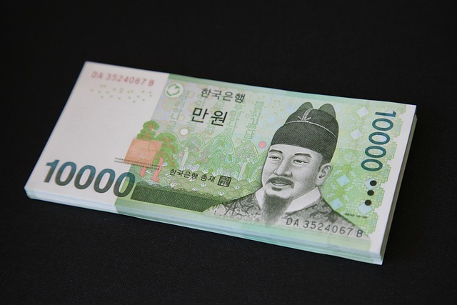 money-640x480-57083350.jpeg