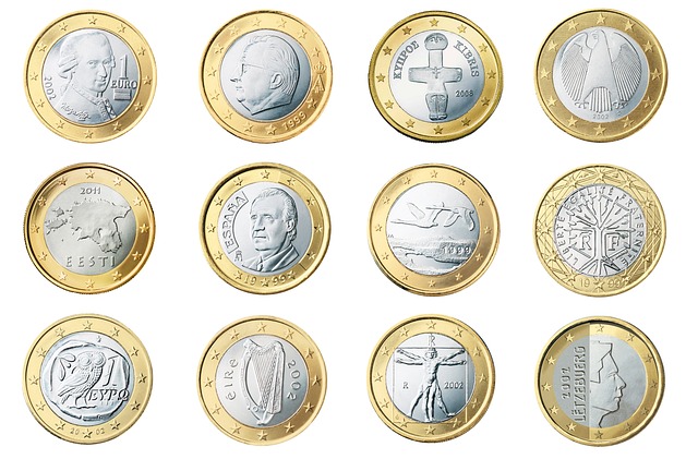 money-640x480-82736570.jpeg