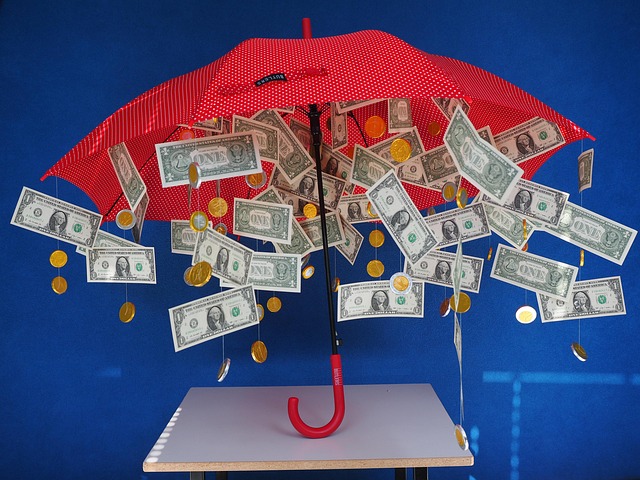 Car Title Loans: Boosting Credit with Smart Borrowing Strategies