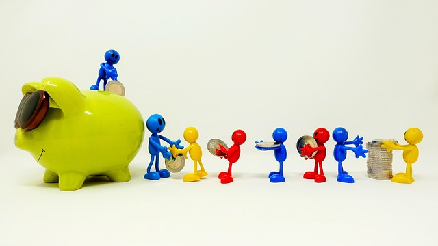 Unlocking Low Title Loan APRs: A Guide for First-Time Borrowers
