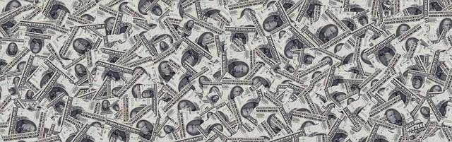 money-640x480-53718947.jpeg