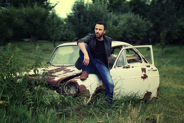 car-640x480-50616354.jpeg