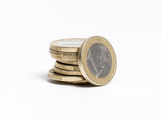 cash-640x480-96446970.jpeg